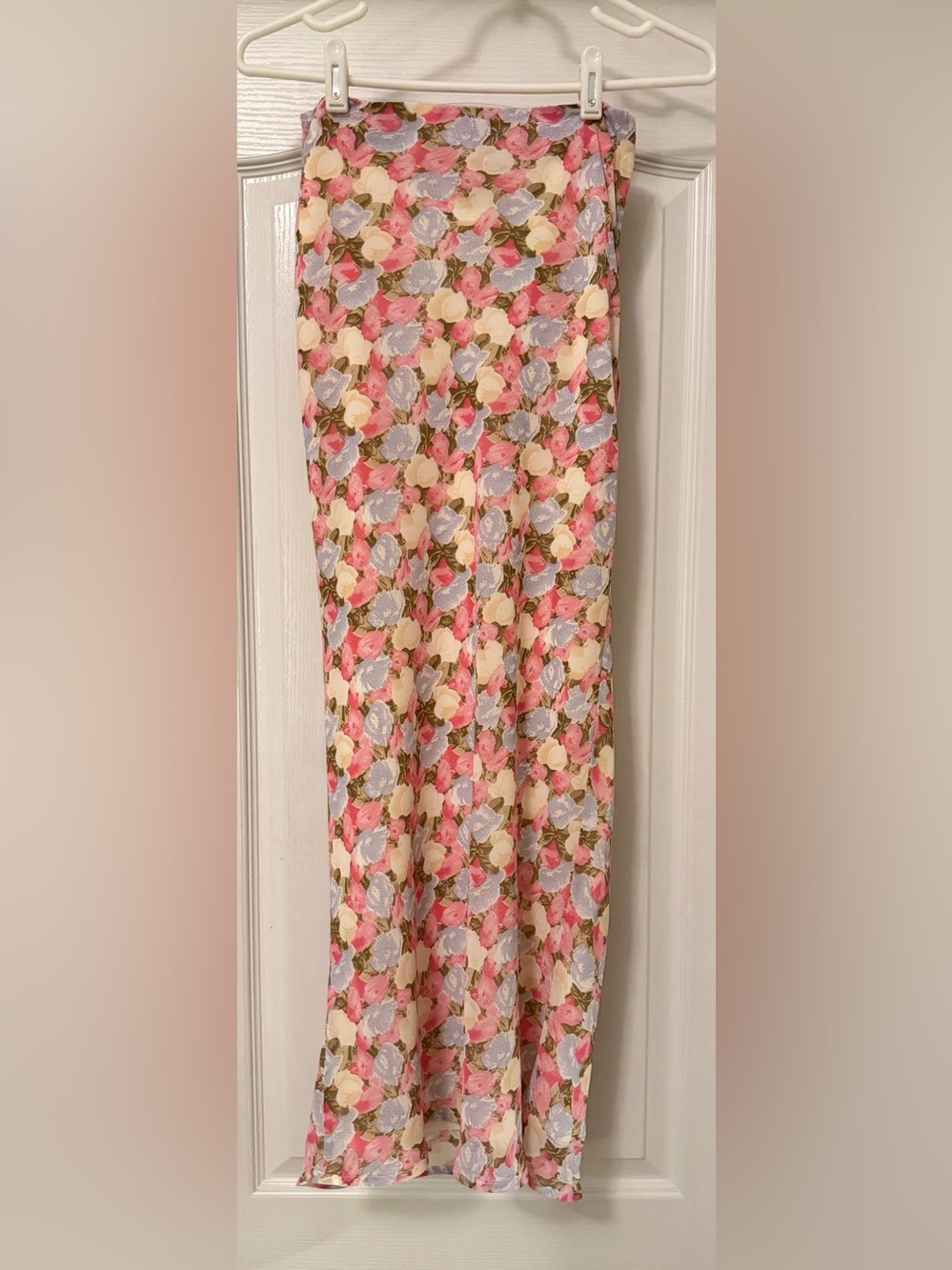 TALULAH Pink & Lavender Floral “Fleur” Midi Skirt size XS NWOT